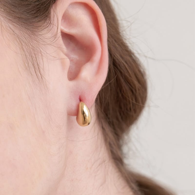 Halden Mini Polka Dots Point Earrings (E046_gold)