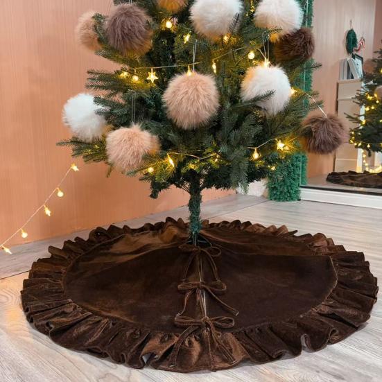 Velvet Christmas Tree Skirt 48 Inch Ruffled Holiday Tree Skirt Rustic Xmas Tree Decoration Soft Festive Tree Apron for Cozy Celebrations