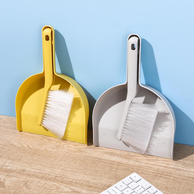 Multifunctional Cleaning Set: Desktop Dustpan, Broom, Pet Shovel, and Car Trash Picker
