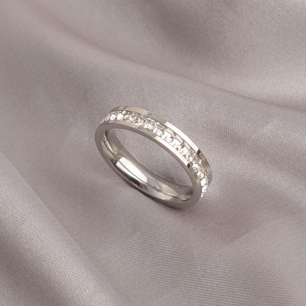 Women's High-End Titanium Steel Full Diamond Fashion Ring – Non-Fading, Versatile, Index Finger, Niche Design, Couple Style