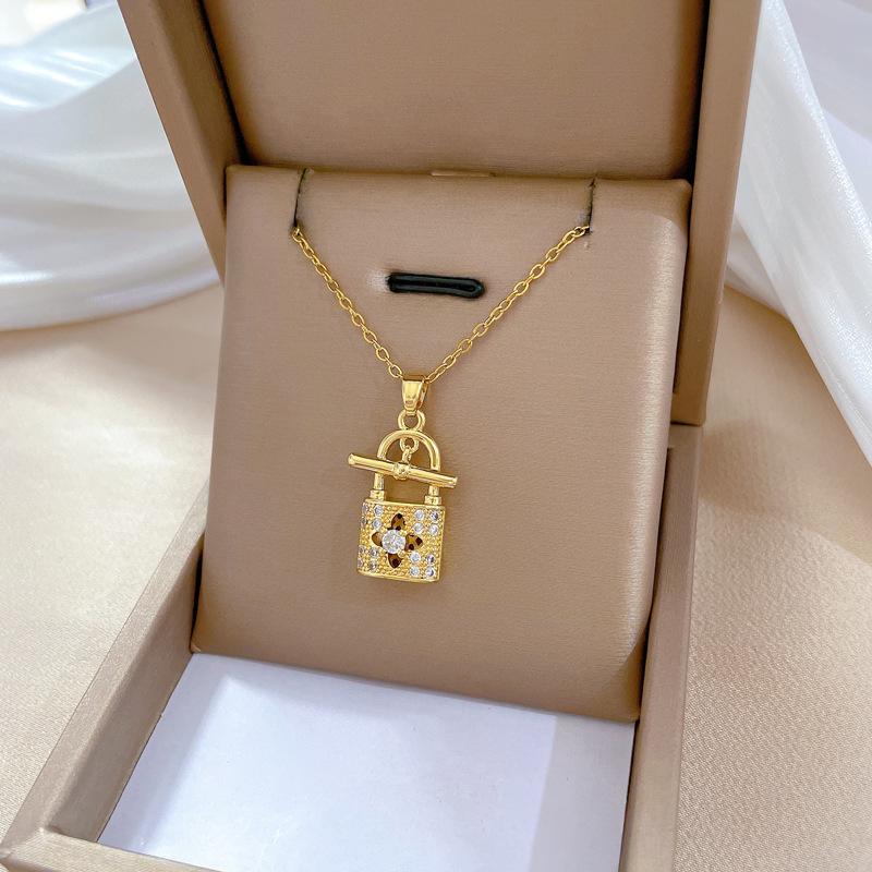 Lucky Lock Light Luxury Temperament Gorgeous Full Diamond Necklace Female Versatile Collarbone Chain Titanium Steel Chain