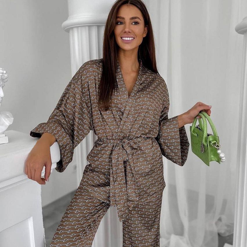Autumn European Style Satin Print Pajamas Set Women's Loose Homewear Cardigan Robe Long Pants Cool Feel Nightwear For Casual Outing