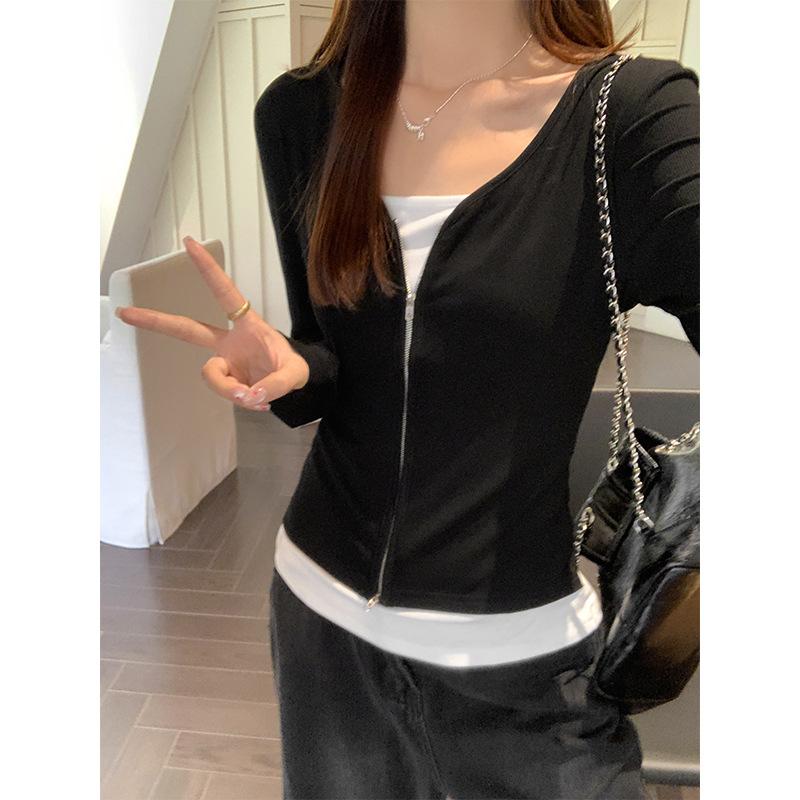 Autumn and winter new black and white contrasting color inner bottoming shirt long-sleeved t-shirt women's fake two niche design slim-fit