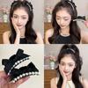 1Pcs Bow Pearl Small Hair Claw Clips Girls Black Ponytail Holder Barrettes Hair Accessories
