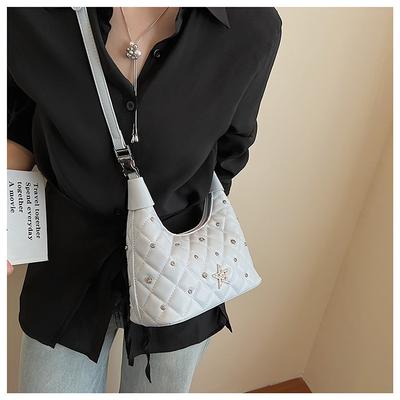 Crossbody Bag Women's 2025 New Trendy Fashion Diamond Bucket Bag Versatile Shoulder Chain Backpack