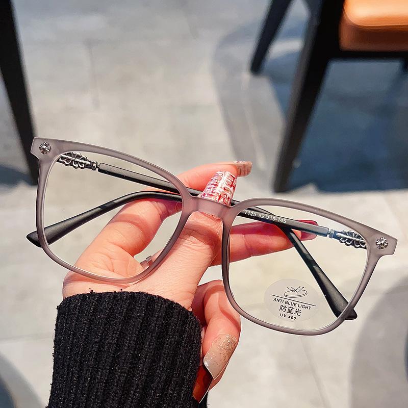 

Vintage Men Ultralight Square Frame Reading Glasses Fashion Black Trend Presbyopia Eyeglasses Anti Blue Light Optics Glasses +2 0