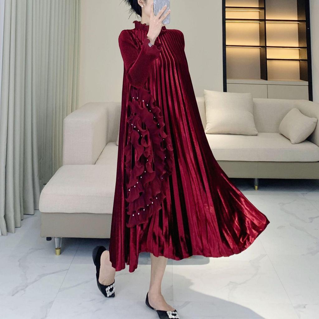 Elegantes Übergrößen-High-End-Samtkleid mit schwerer Perlenstickerei und Stickerei