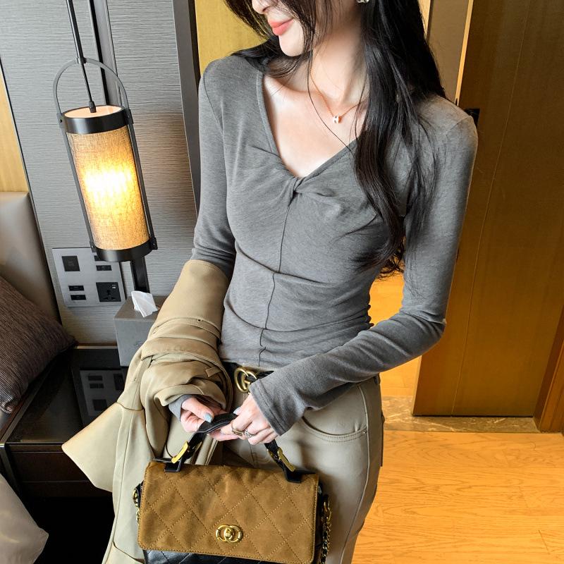 

In Stock: Twisted V-Neck Brushed Base Layer Top - 2026 Autumn/Winter Bestseller for Women L