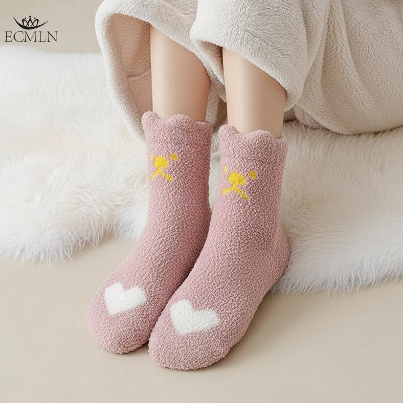 5 Pairs Thick Warm Mid-calf Socks for Womensmall Ear Flaps Socks for Home Autumn/Winter Coral Fleece Socks