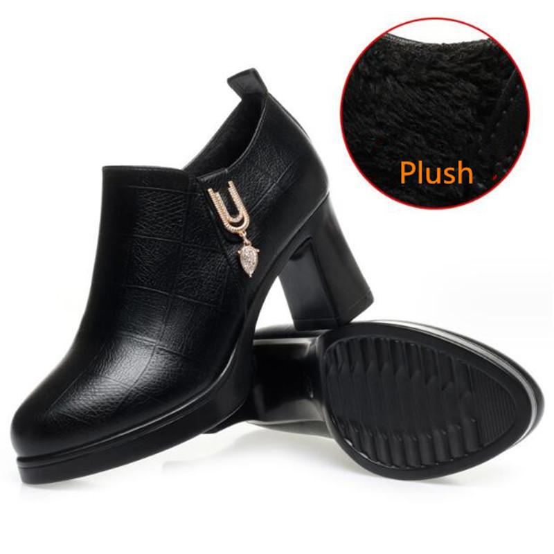 Fashion Black Deep Mouth Women's High Heels Shoes with Fur 2024 Women's Autumn Winter Thick Platform Pumps for Office Model Mom