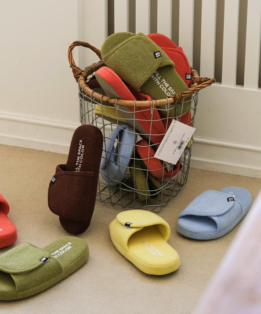 Pantofole da casa per cuccioli Banaco (5 colori)