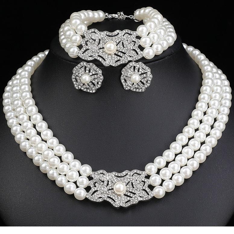 European and American New Pearl Crystal Necklace Earrings Bracelet Three-piece Set, Bridal Dress Party Accessories
