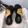 Fashion Beach Casual Slippers 2025 Summer New Fashion Women's Thick Bottom Korean Version Simple Versatile Comfortable Soft sole Sandals