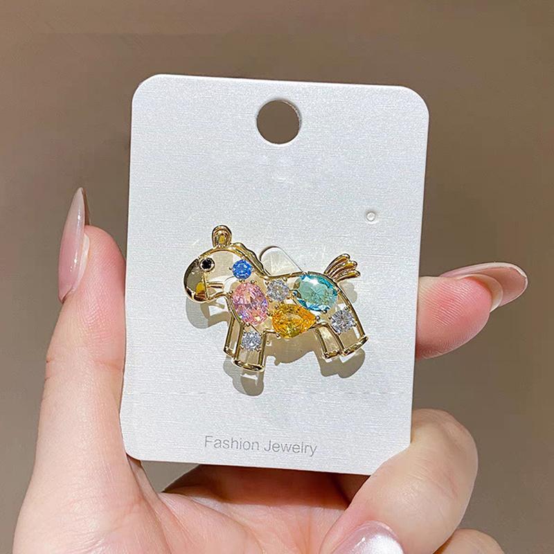 Exquisite Emaille Tier Pferd Broschen für Damen Kleidung Mantel Accessoires Geschenke