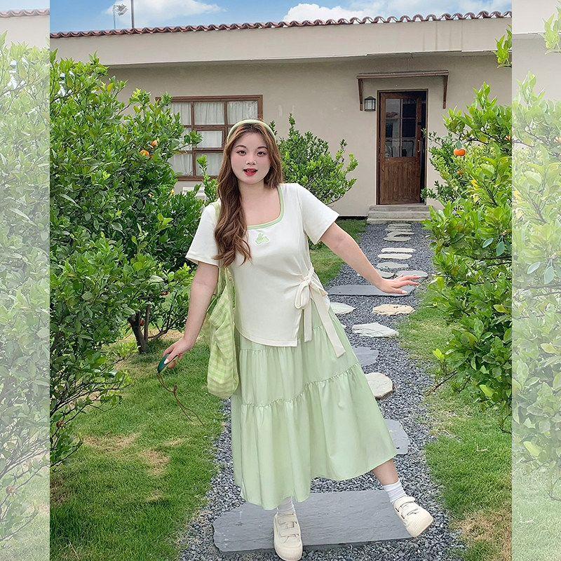 

Clothing Young Adult Rabbit Embroider Plus Size Ladies Side Strap Square Collar Contrast Color Slimming Slim Fit Short Sleeve T-shirt for Women Apricot and Green T-Shirt- M