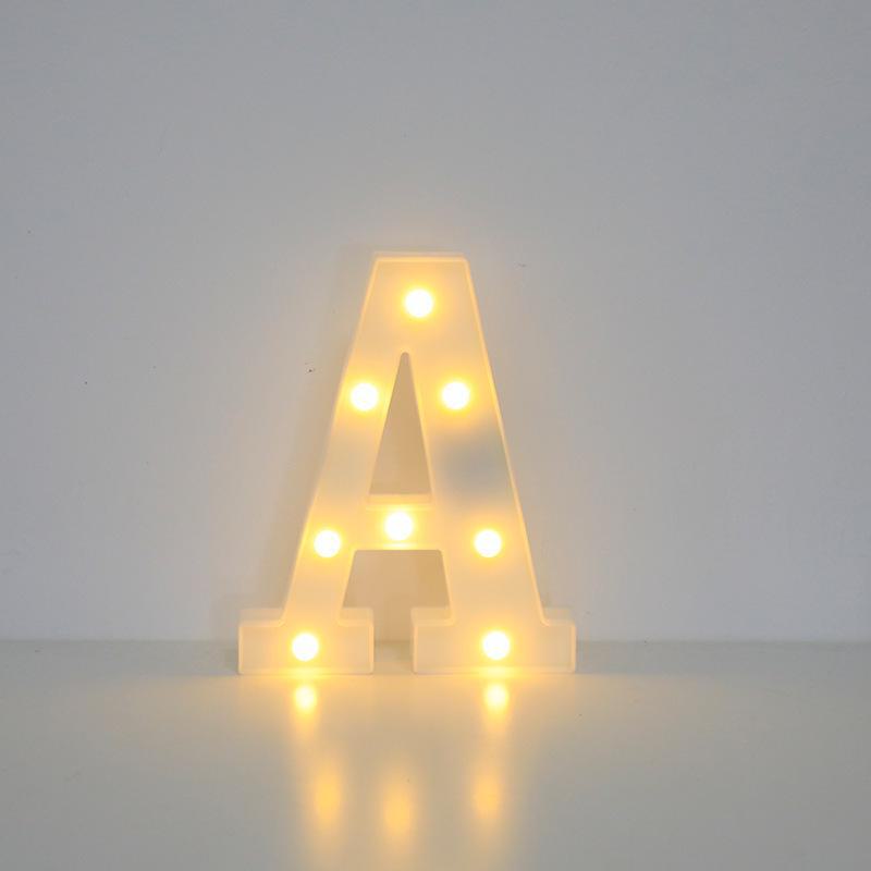 

Светильник с надписью «С днем рождения» — китайский знак для предложения ко Дню святого Валентина Letter: A