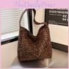 Street Style Leopard Print Tote Bag With Magnetic Closure For Daily Use