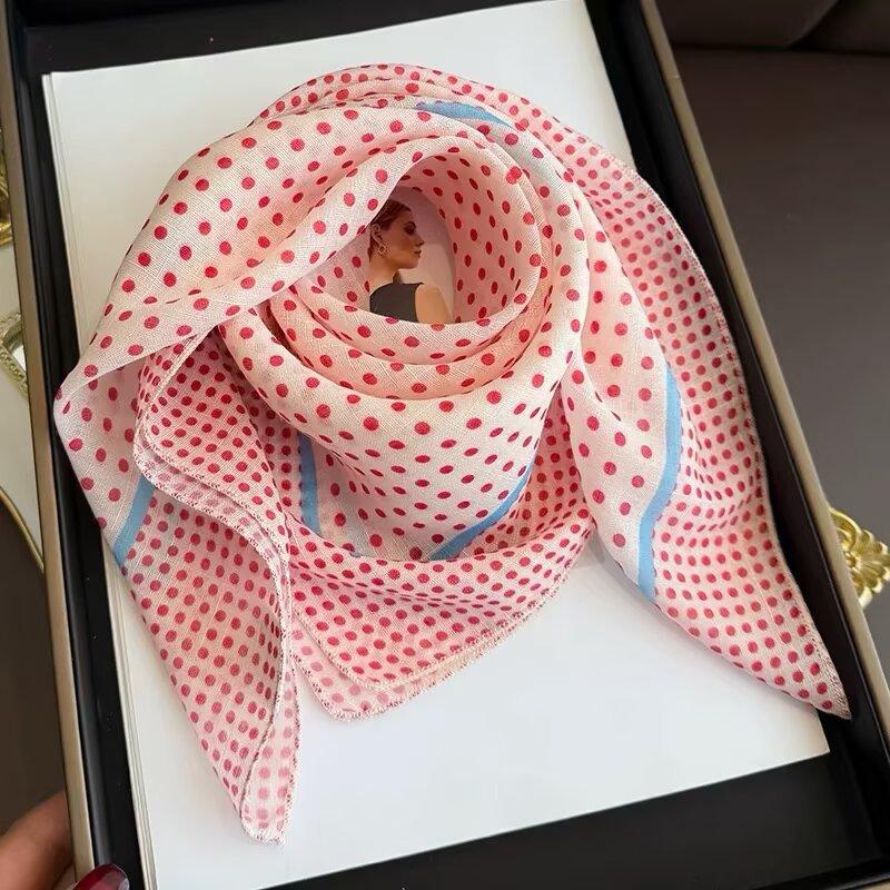 Small square scarf, new Korean version, small fresh polka dots, simple temperament, literary style, atmosphere, headscarf, decorative scarf, silk scar