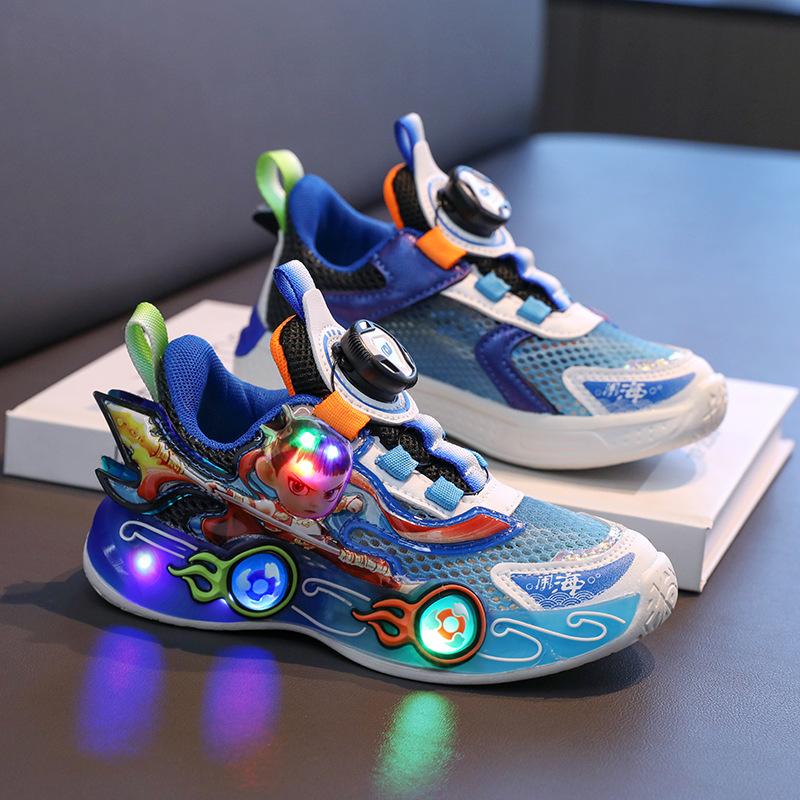 Boys' sneakers, new spring and autumn children's cartoon shoes, soft-soled fashionable running shoes for little boys, dad shoes