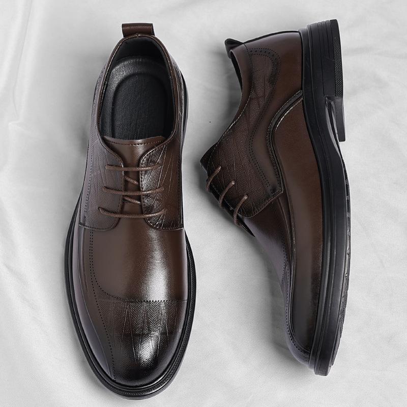 Leather shoes men's 2025 spring and summer new dress breathable casual soft sole men's wedding groom shoes 2025