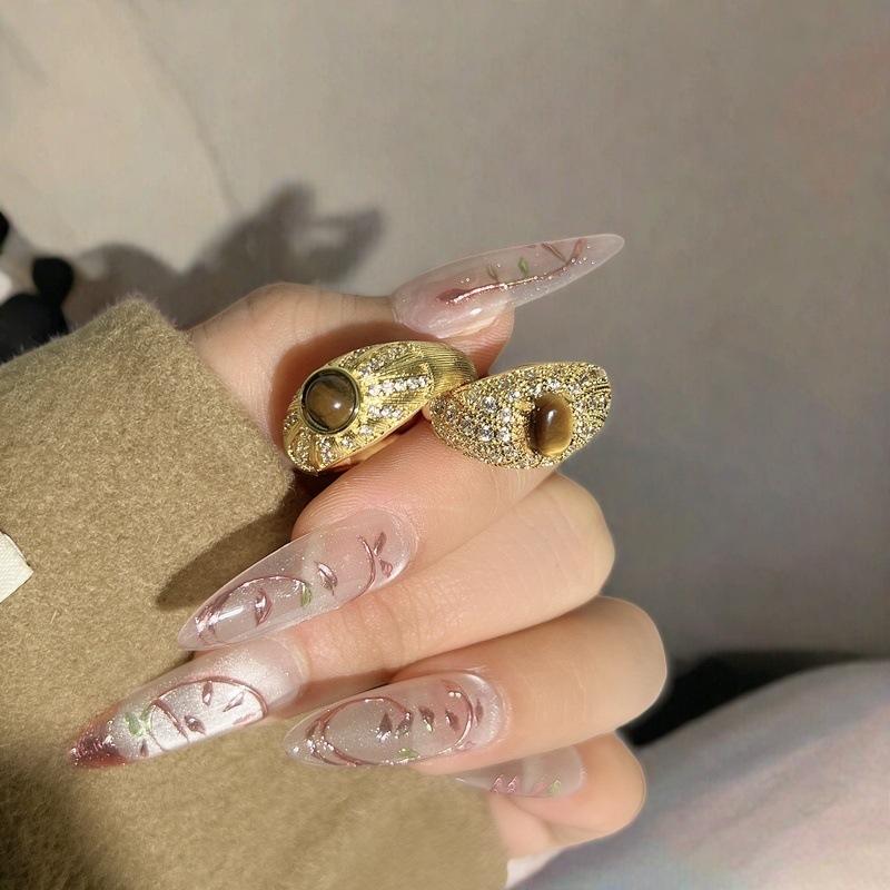 Zirkon Imitation Tigerauge Offener Ring Nischendesign Hoher Sinn für Persönlichkeit Stapelbarer Französischer Retro-Ring