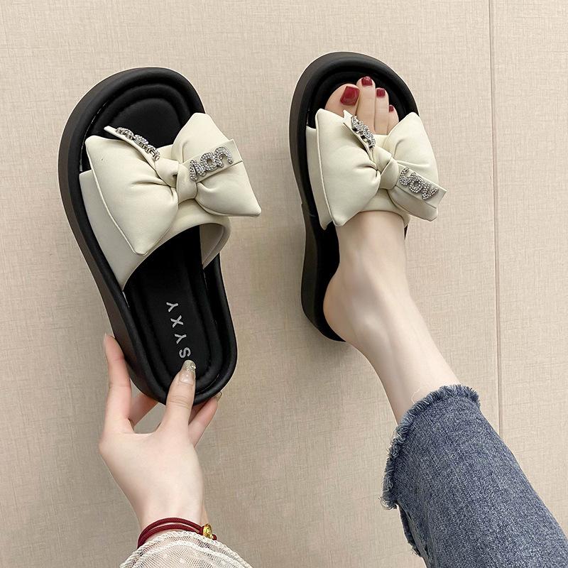 Flat-bottomed slippers women's summer new rhinestone bow word casual beach cool slippers