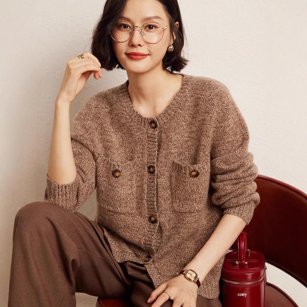 Women's Retro Floral Button-Up Cashmere Cardigan - Round Neck, Thick, Double Pocket, Slimming Knit Sweater for Autumn/Winter