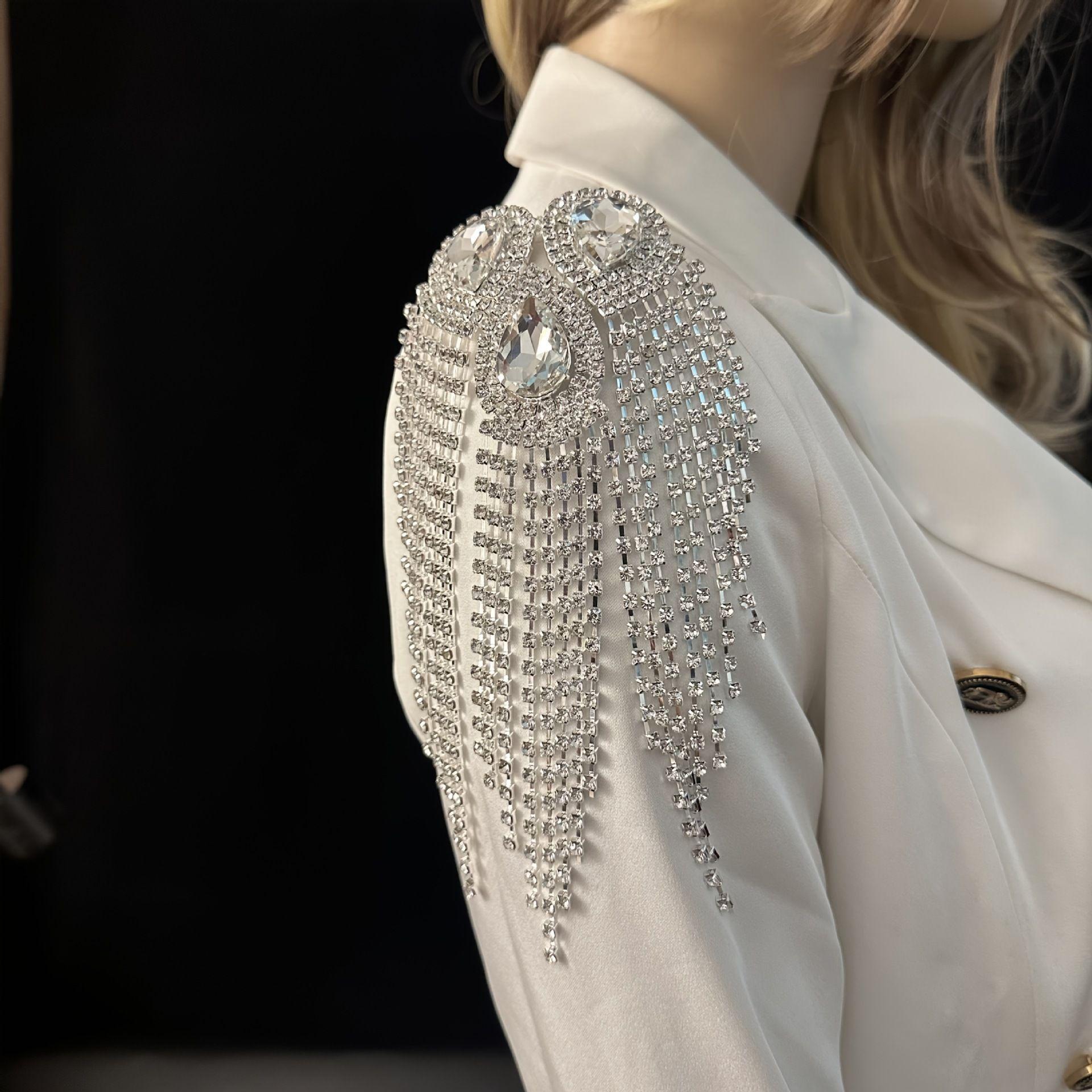 

Diamond shoulder chain, tassel shoulder patch, chest flower accessories, dress accessories, stage wear with DIY accessories