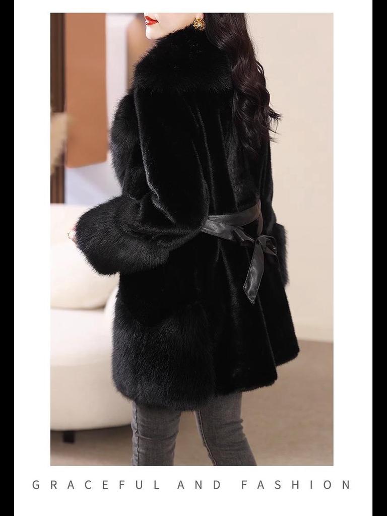 2024 Women's Real Mink and Fox Fur Winter Coat: Simple and Fashionable High-End Design