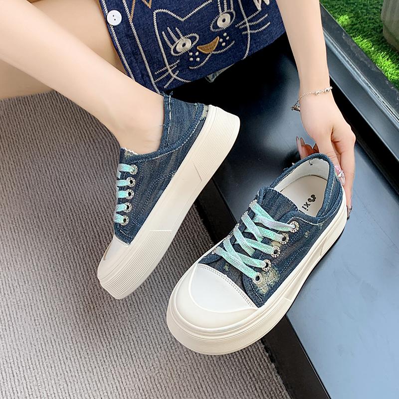 Fashion CRLAYDK Classic Canvas Shoes for Women Low Top Casual Lace Up Sneakers Ladies Fashion Platform Skateboard Sports Walking Tennis