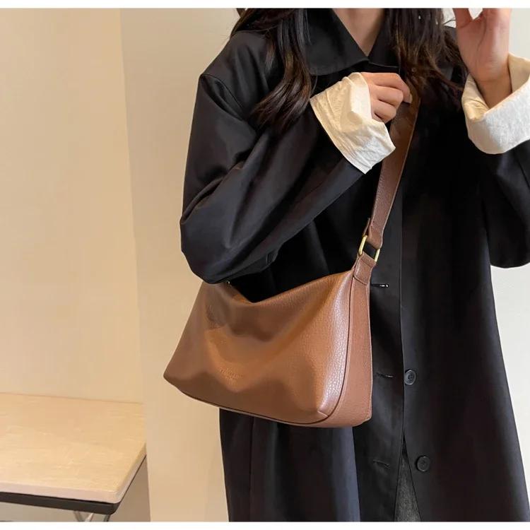 Retro Soft Leather Tote Bag for Women New Simple Versatile Large Capacity Single Shoulder Crossbody Bags Commute Handbags