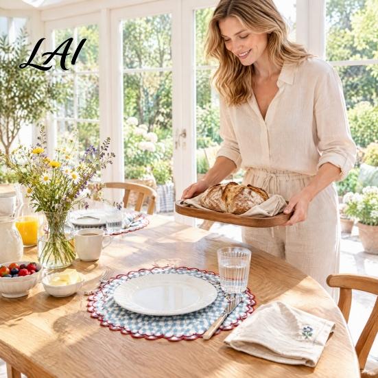 Heat Proof Mats for Dining 2Pcs Round Plaid Fabric Placemats Scalloped Tableware Coasters Resistant Plate Washable Place Table Tea Party