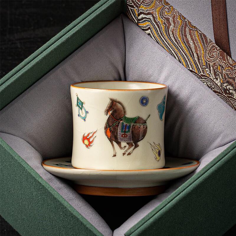 Ru Kiln Ceramic Tang Horse Master Tea Cup Gift Set