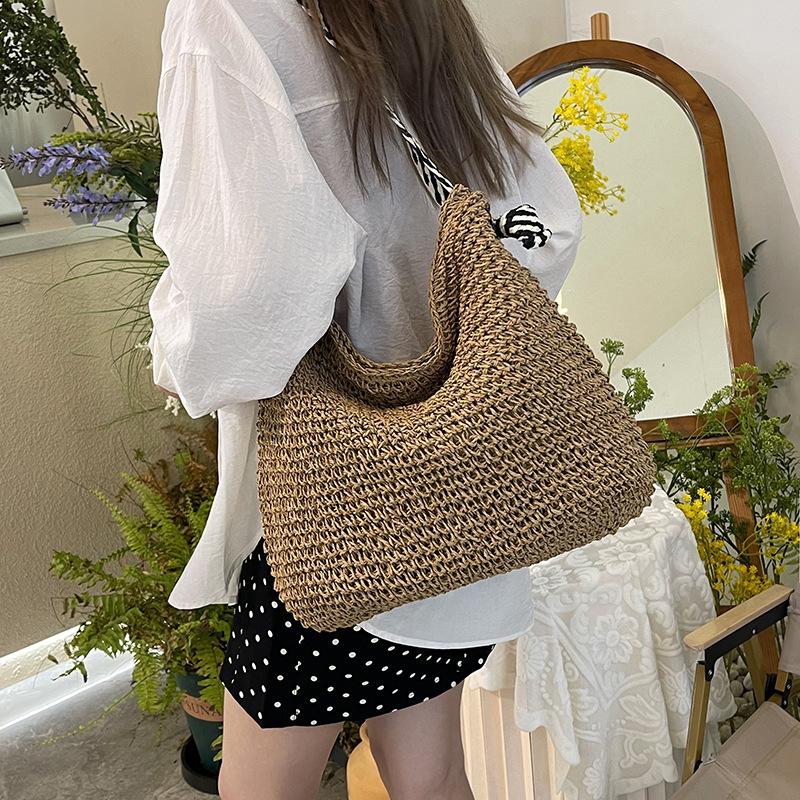 Fashion Beach Vacation Woven Women's Tote Bag New Exquisite Large-capacity Commuter Versatile Shoulder Handbag