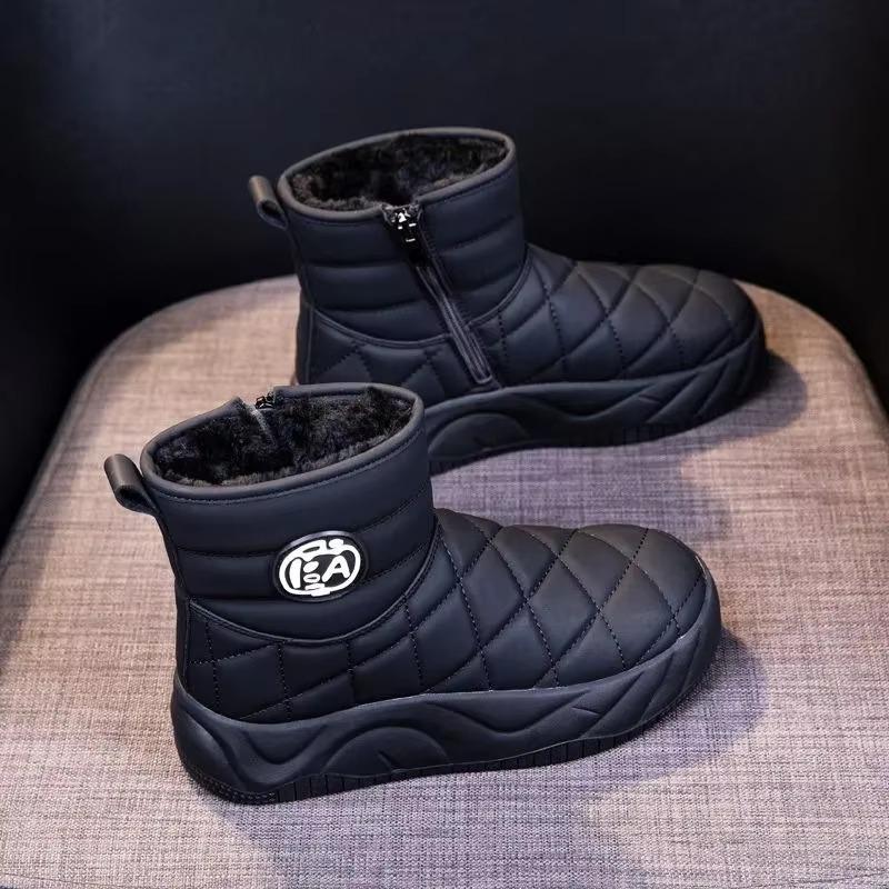 Snow Boots Women's Winter New Soft Leather Piled Thickened Northeast Non-Slip Cotton Shoes Warm Retro Fashion Cotton Boots