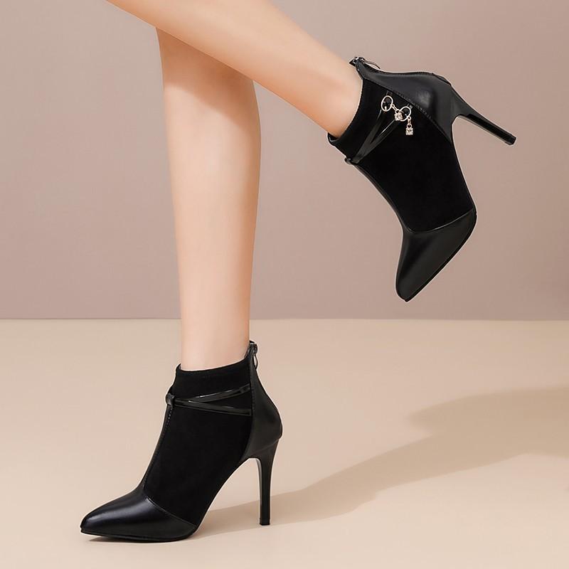 Autumn and winter new short boots women's large size stiletto fashion versatile pointed Martin bare boots ins tide