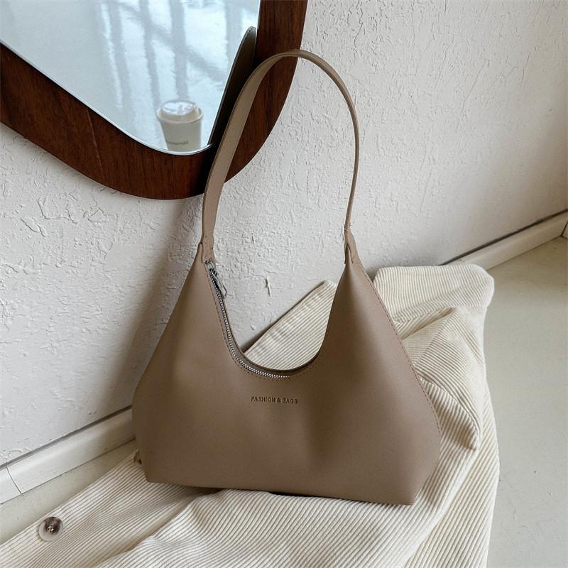 Trendy Fashionable Underarm Bag For Women 2023 Fall Stylish Simple Handbag Casual Unique Shoulder Bag