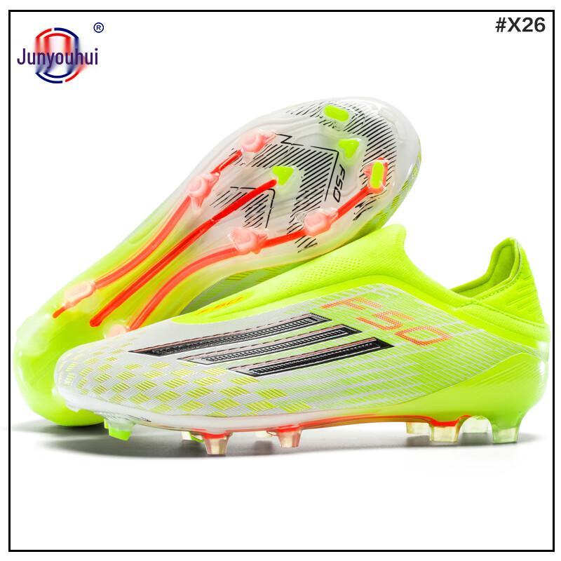 Junyouhui Unisex Unterschiedliche Lange Stollen Fußballschuhe