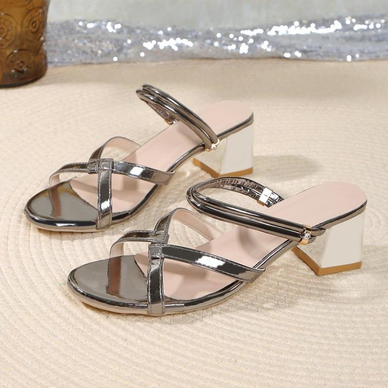 Fashion Square Heel Sandals Summer New Fashion Round Toe Open Toe Patent Leather Cross-Strap Non-Slip Kitten Heel Slippers