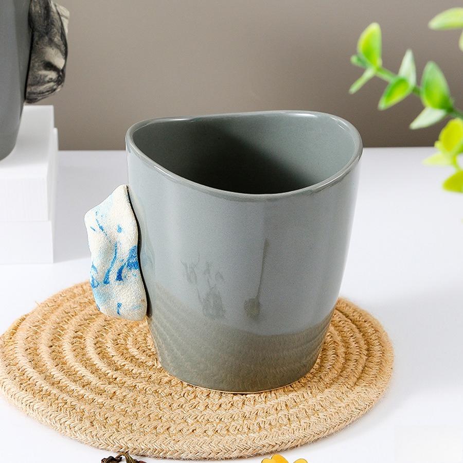 

Funny Coffee Climbing Mug Large Capacity High Value Creative Ceramic Cup Ins Gift 501-600ml