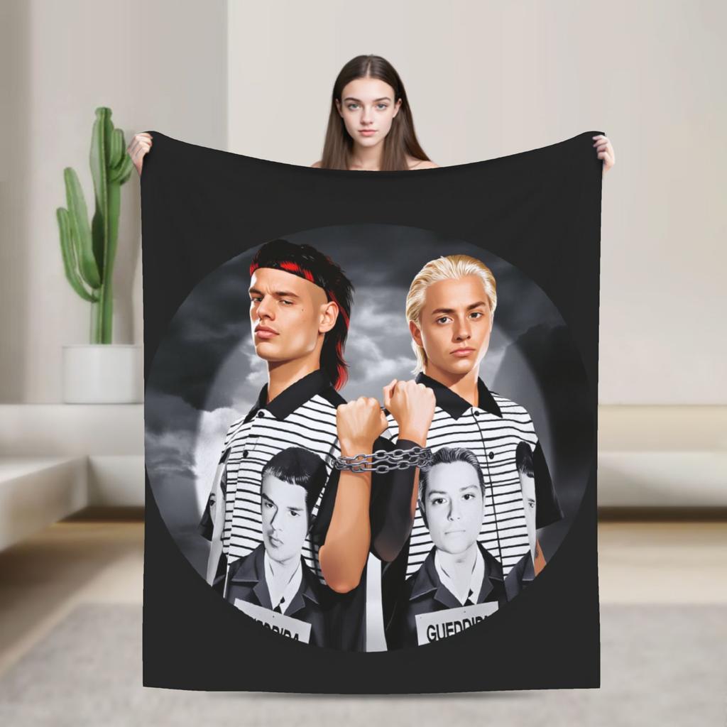 CA7RIEL & Paco Amoroso Papota Tour Blanket Quality Warm Throw Blanket Winter Girls Boys Couch Chair Sofa Bed Novelty Bedspread