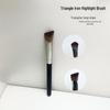 Triangle Concealer Brush: Seamless, Non-Absorbing, Precise for Blemishes & Spots, Highlighter & Brightening Iron Makeup Brush