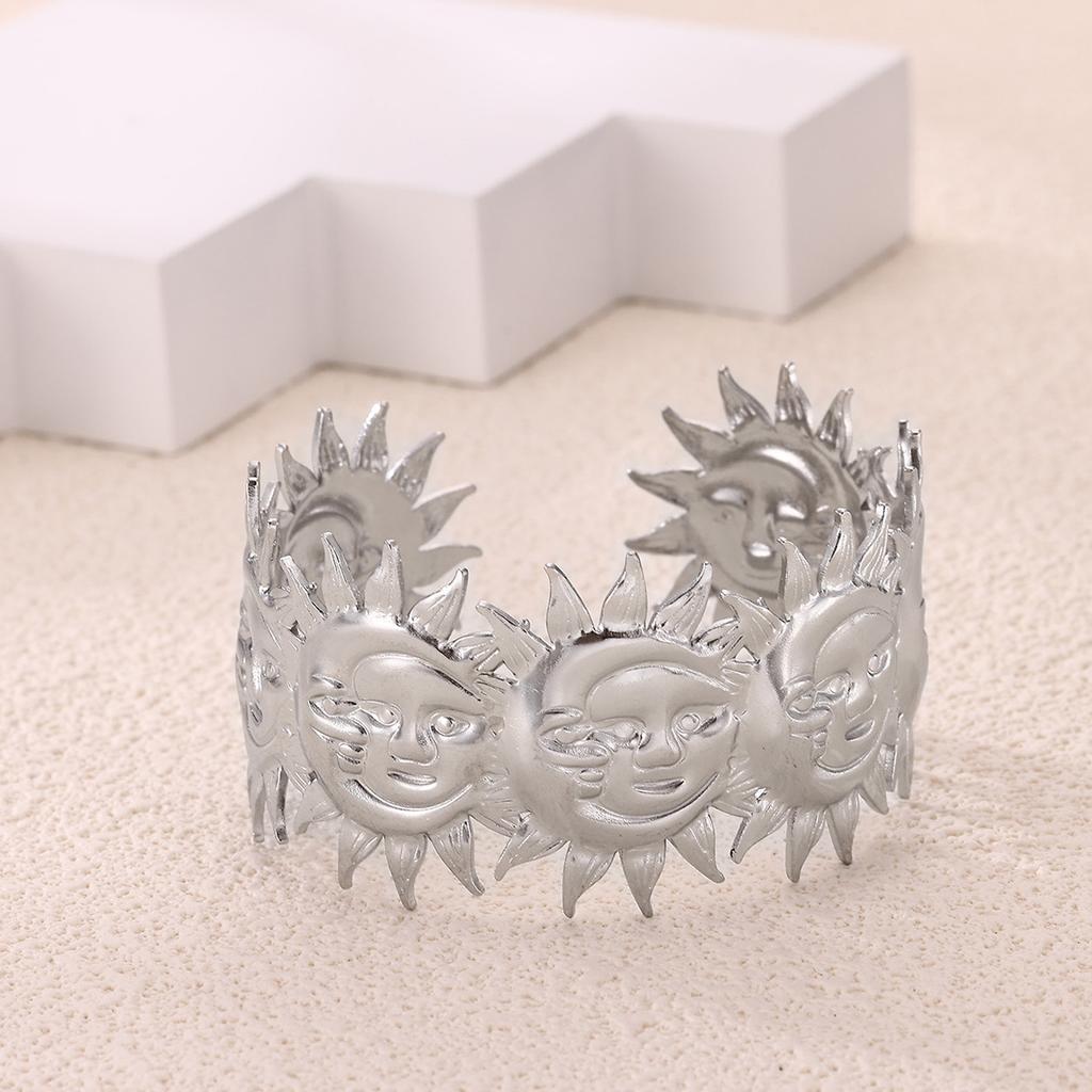 Flower Hollow Chunky Cuff Bangles For Women Fashion Waterproof Geometric Bracelet Wide Hand Jewelry Pulseras Summer Gift