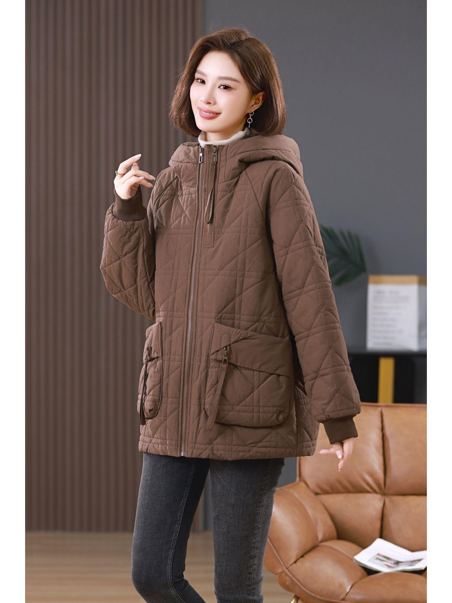 

Женский зимний пуховик 2024: Классическое стеганое пальто для дам старше 50 лет M (Recommended 95-118 jin)