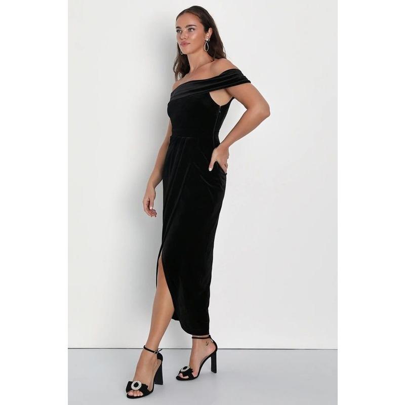 Velvet Dress with Elegant Temperament  One Shoulder Slit Dress