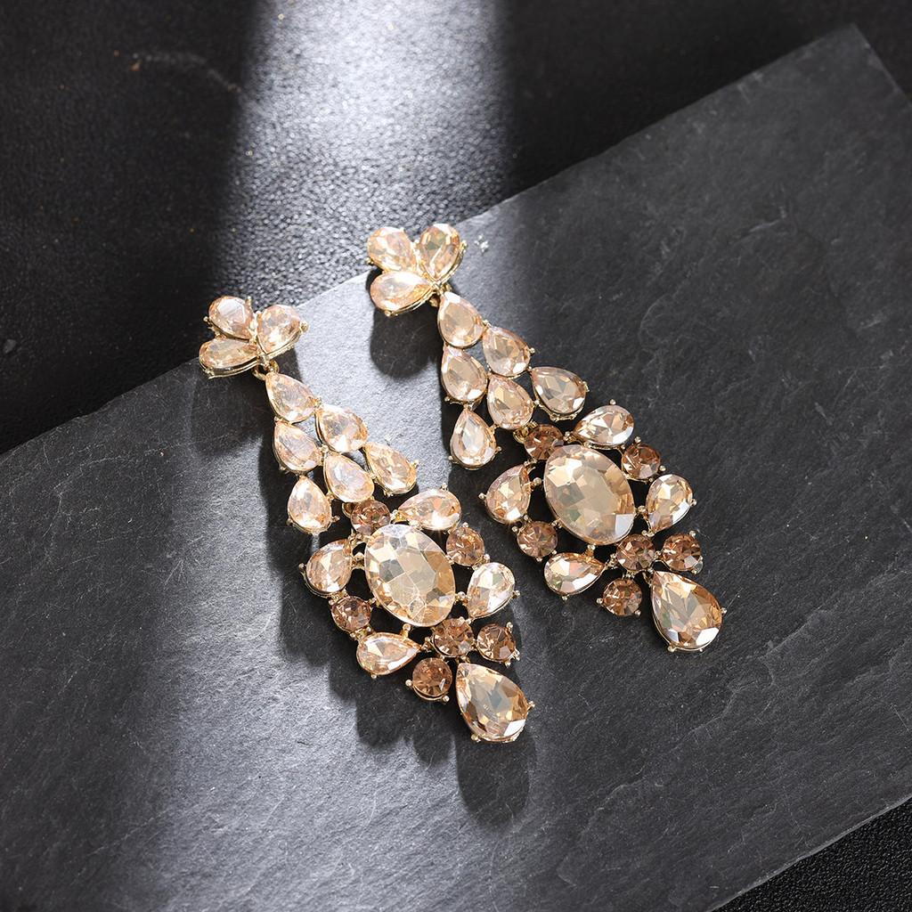 Luxuriöse Geometrische Ohrringe aus Legierung mit Unregelmäßigem Design für Damen Modeschmuck