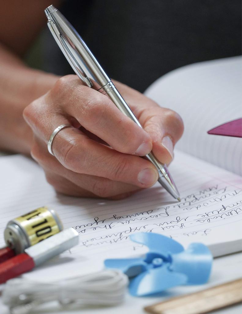 CROSS Ballpoint Karei Pure Officially Imported Pen, Oil-Based, Chrome, AT0112-1,