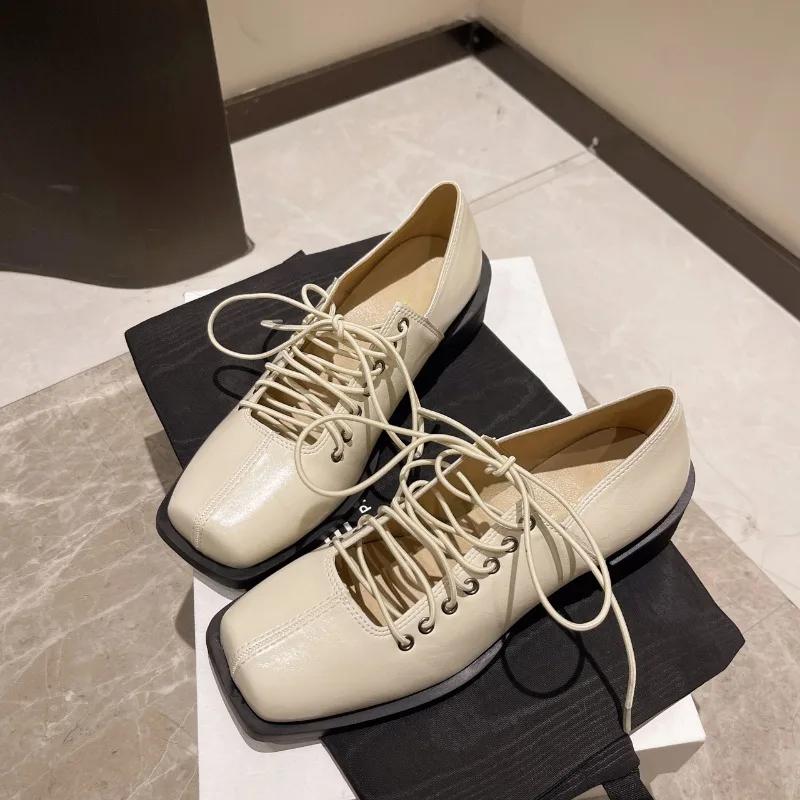 Women's Solid Color Low-top Shoes 2025 Spring and Autumn Fashionable Trendy Casual Mid-mouth Lace-up Design Low-top Shoes Zapato