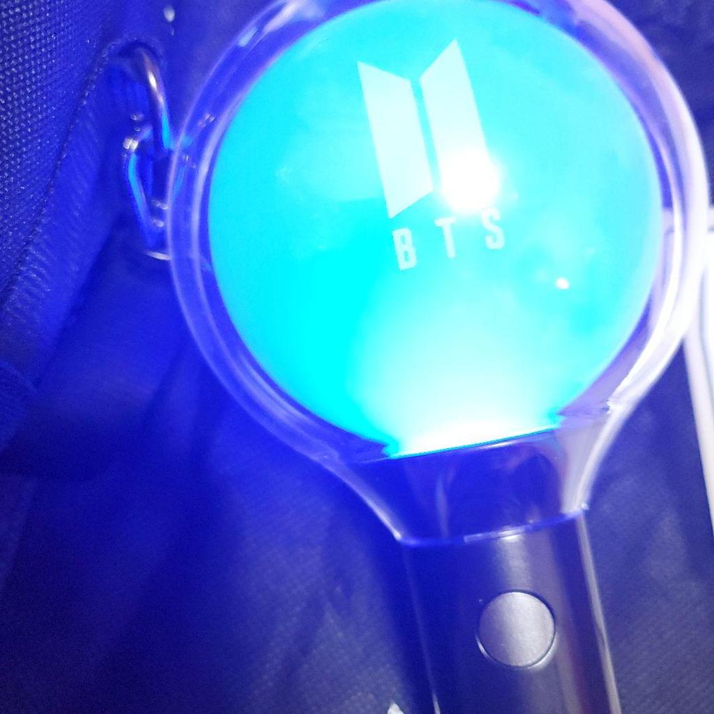 [USED] BTS Official Penlight AmiBomb ver.4 Fan Club Exclusive Envelope Case