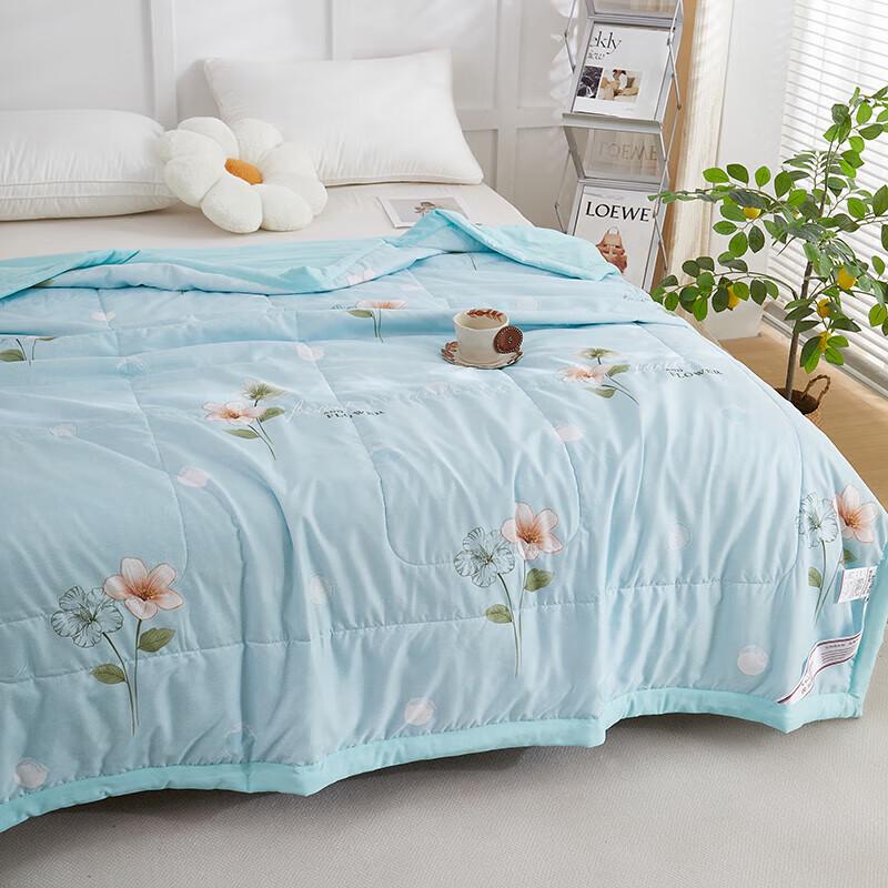 BGM Cloud Soft Floral Soybean Fiber Quilt